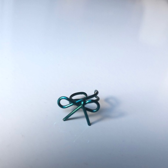 2/$10 Blue bow wire ear cuff -no piercing required - Picture 1 of 2